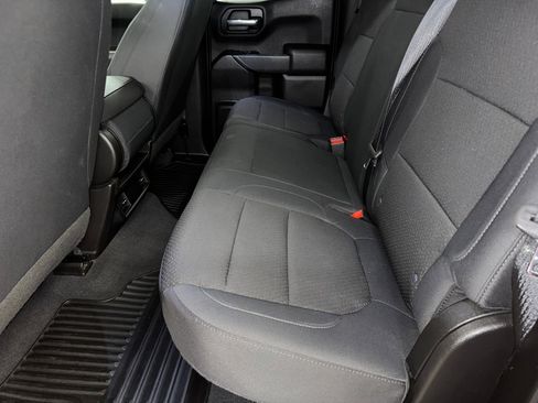 Used 2019 Chevrolet Silverado 1500 Custom w/ Custom Value Package AWD/4WD image 16