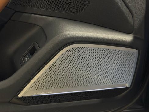 Used 2023 Audi RS 6 w/ Carbon Optic Package AWD/4WD image 19
