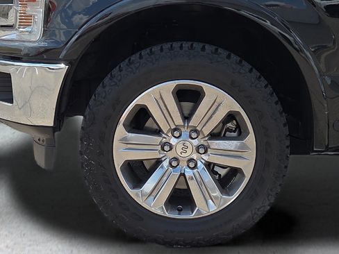 Used 2018 Ford F150 King Ranch w/ Equipment Group 601A Luxury AWD/4WD image 9