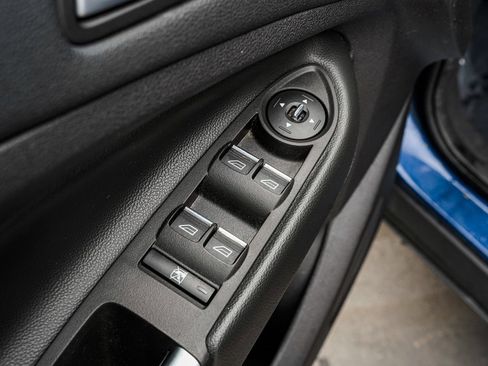 Used 2016 Ford Escape Titanium w/ Equipment Group 301A image 9