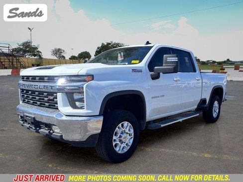 Used 2023 Chevrolet Silverado 2500 LT w/ Convenience Package AWD/4WD image 1