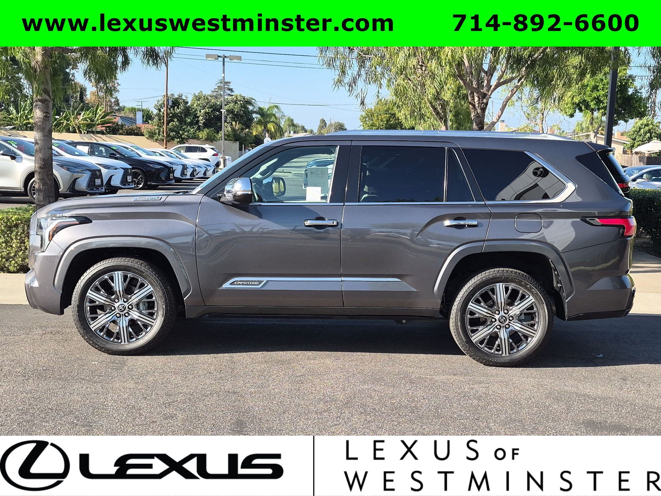 Used 2023 Toyota Sequoia Capstone AWD/4WD image 12