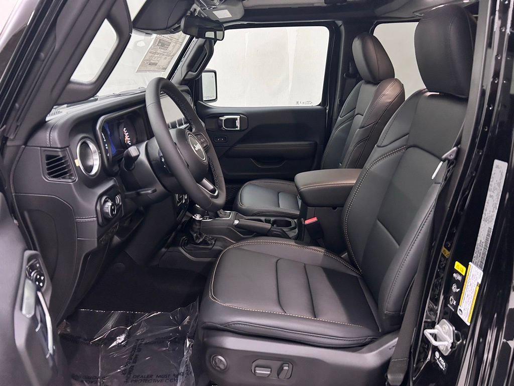 New 2026 Jeep Gladiator Mojave AWD/4WD image 12
