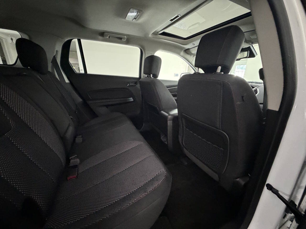 Used 2017 GMC Terrain SLE w/ Convenience Package AWD/4WD image 19