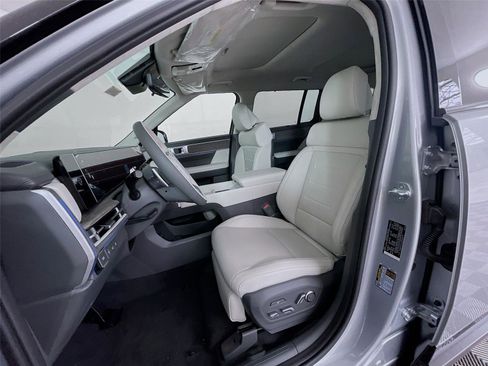 Used 2024 Hyundai Santa Fe Calligraphy AWD/4WD image 14