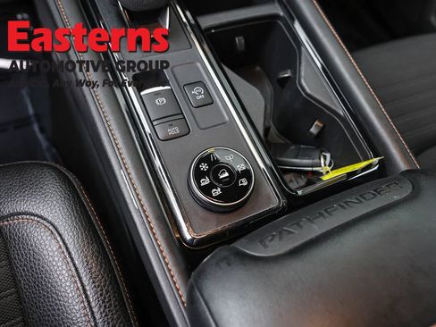 Used 2023 Nissan Pathfinder Rock Creek AWD/4WD image 22