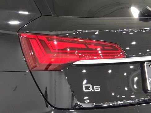 Used 2023 Audi Q5 2.0T Premium w/ Convenience Package image 31