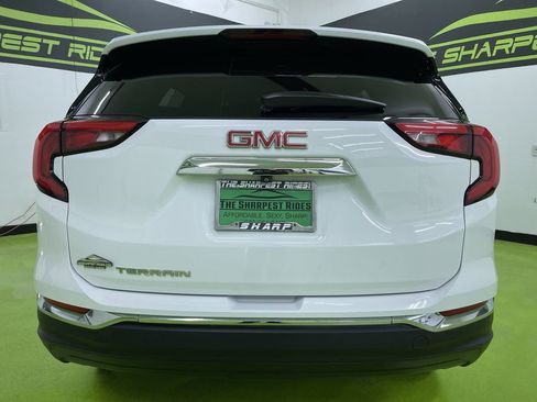 Used 2020 GMC Terrain SLT image 8