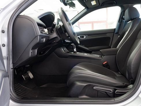 Used 2025 Honda Civic Sport image 7