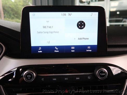 Used 2021 Ford Escape SE image 28