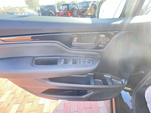 Certified 2025 Honda Odyssey Touring image 10