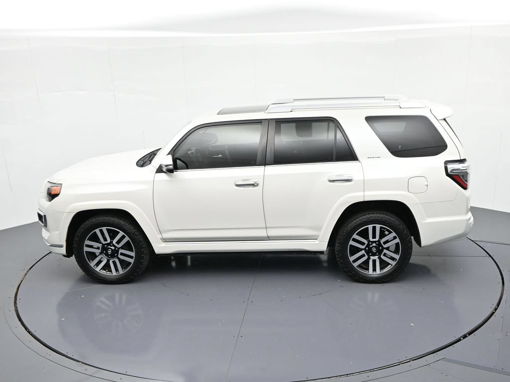 Used 2015 Toyota 4Runner Limited AWD/4WD image 19