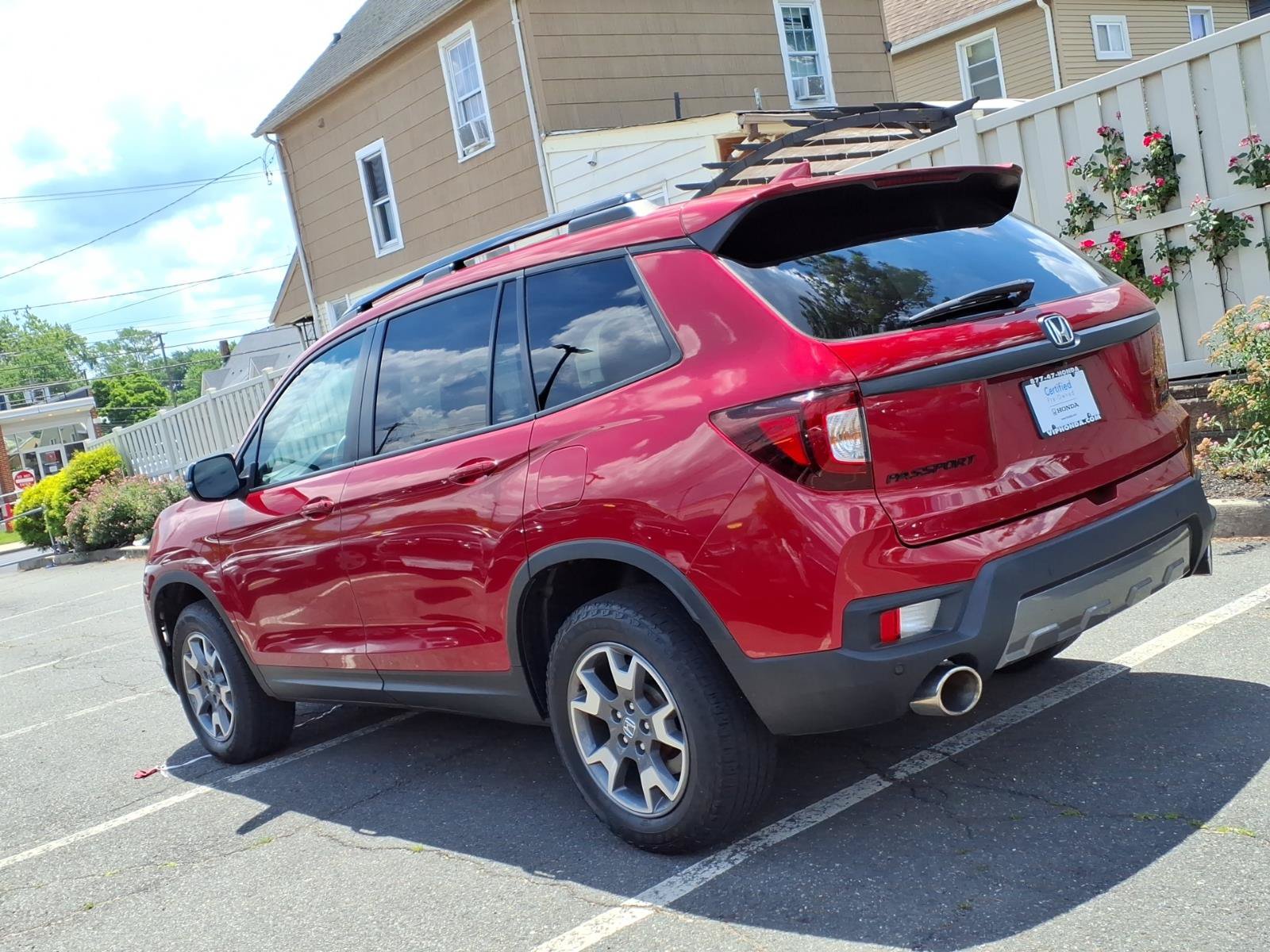 Used 2023 Honda Passport TrailSport image 4