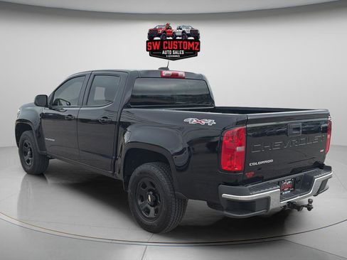 Used 2022 Chevrolet Colorado W/T AWD/4WD image 5