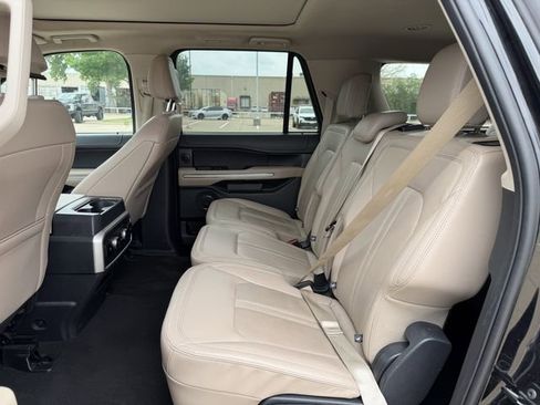 Used 2024 Ford Expedition Max Limited image 30