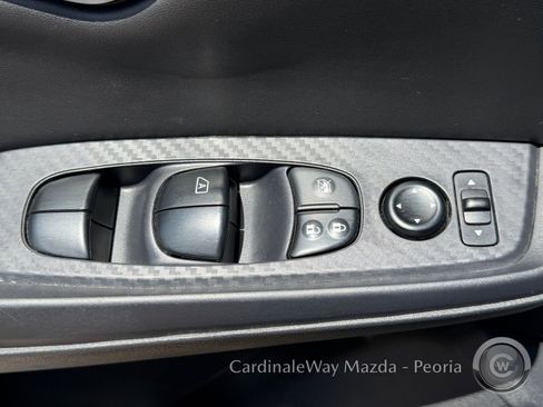 Used 2024 Nissan Sentra SV FWD image 18