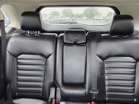 Used 2024 Ford Edge SEL image 19