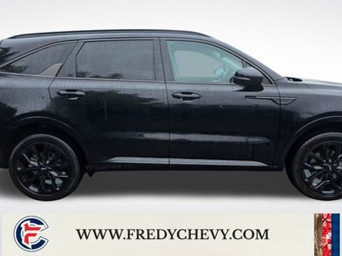 Used 2023 Kia Sorento SX AWD/4WD image 7
