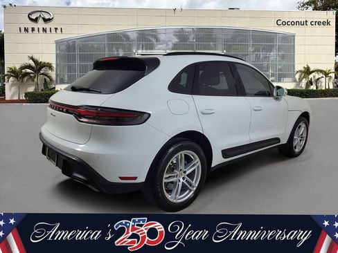 Used 2024 Porsche Macan AWD/4WD image 4