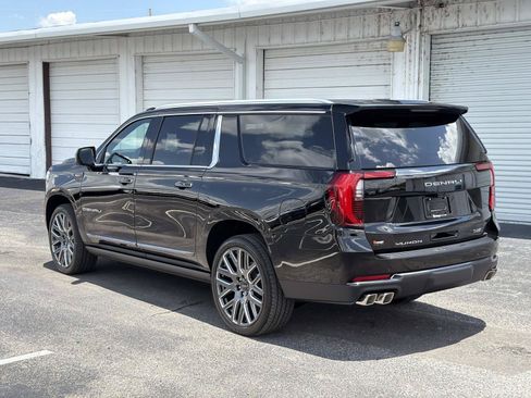 New 2026 GMC Yukon XL Denali Ultimate AWD/4WD image 5
