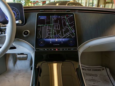 Used 2023 Mercedes-Benz EQS 450+ 4MATIC Sedan image 10