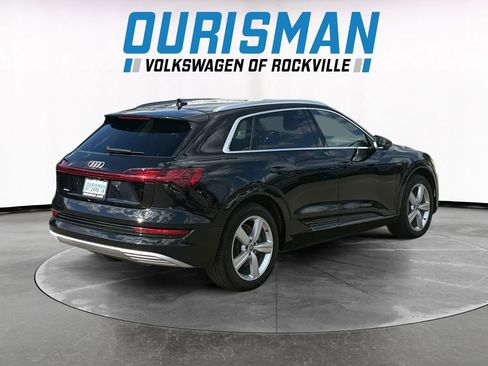 Used 2019 Audi e-tron Premium Plus AWD/4WD image 6