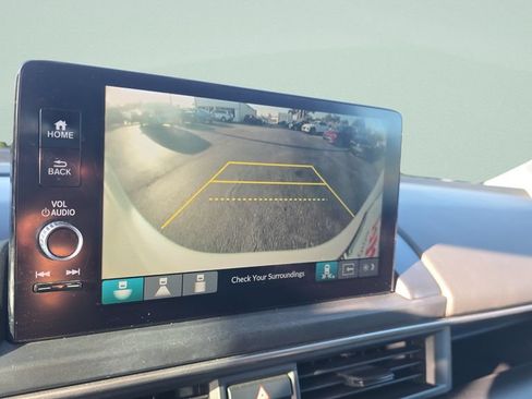 Used 2023 Honda Pilot EX-L image 17