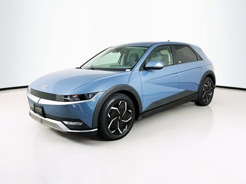 Used 2023 Hyundai Ioniq 5 SE image 3