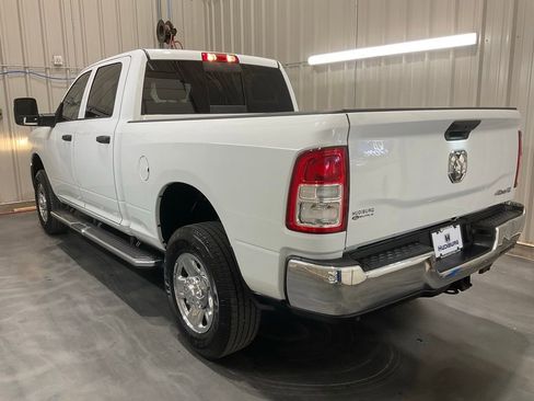 Used 2024 RAM 2500 Tradesman w/ Chrome Appearance Group image 22