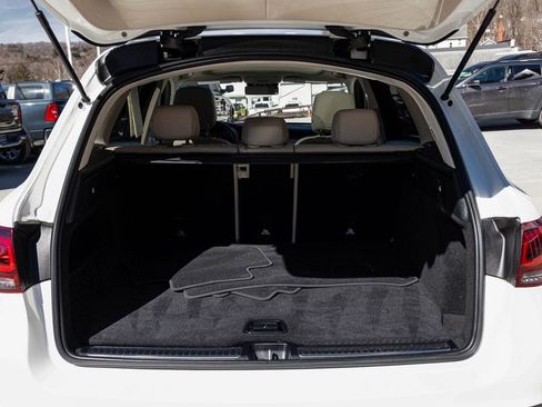 Used 2022 Mercedes-Benz GLC 300 4MATIC w/ Multimedia Package Lite image 32