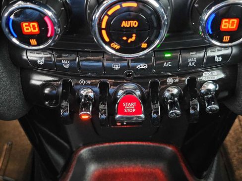 Used 2022 MINI Cooper S image 29