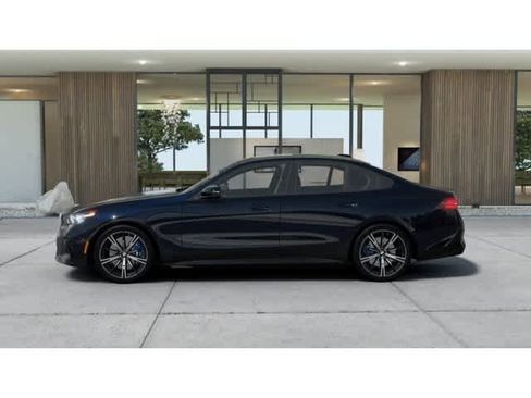 New 2026 BMW 540i xDrive w/ M Sport Package AWD/4WD image 4