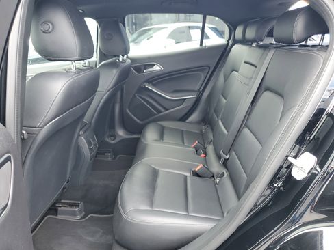 Used 2018 Mercedes-Benz GLA 250 image 29