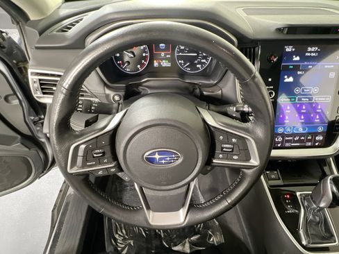 Used 2022 Subaru Outback Limited image 11