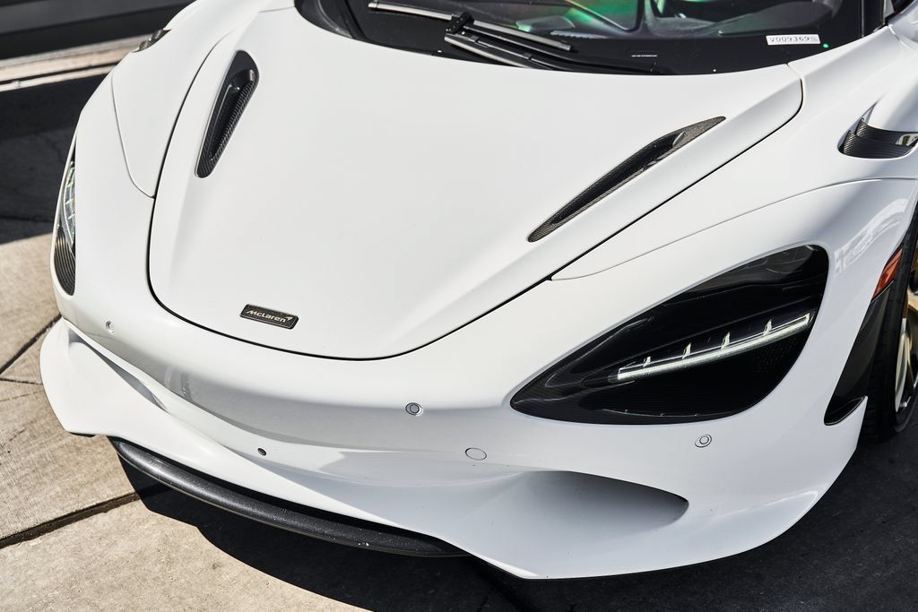 Used 2025 McLaren 750S Spider RWD image 7