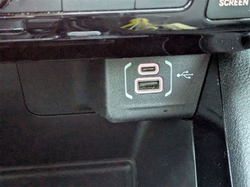 Used 2025 Jeep Compass Limited w/ High Altitude Package image 25