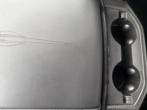 Used 2023 RAM 2500 Limited image 29