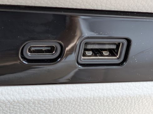 New 2026 Buick Enclave Avenir w/ Super Cruise Package FWD image 31