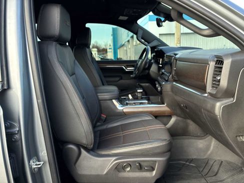 Certified 2024 Chevrolet Silverado 1500 High Country image 29