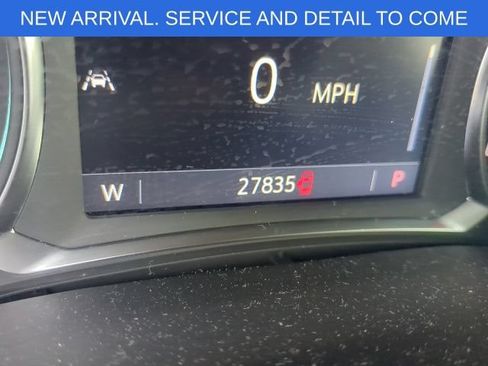 Certified 2023 Chevrolet Traverse LT FWD image 2