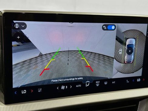 Used 2025 Ford Explorer ST image 14