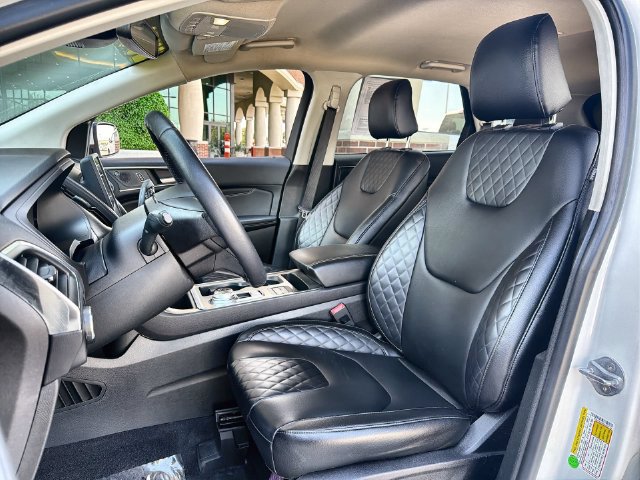 Certified 2023 Ford Edge Titanium AWD/4WD image 11