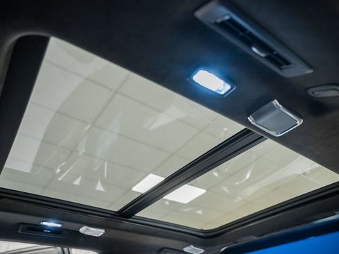 Used 2022 Cadillac Escalade ESV Sport Platinum w/ LPO, ONYX Package image 43