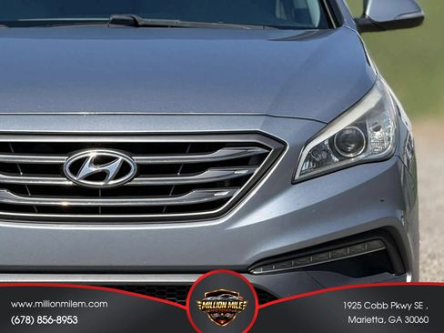Used 2015 Hyundai Sonata Sport w/ Option Group 03 FWD image 12