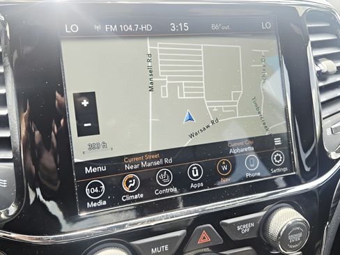 Used 2020 Jeep Grand Cherokee Altitude RWD image 23
