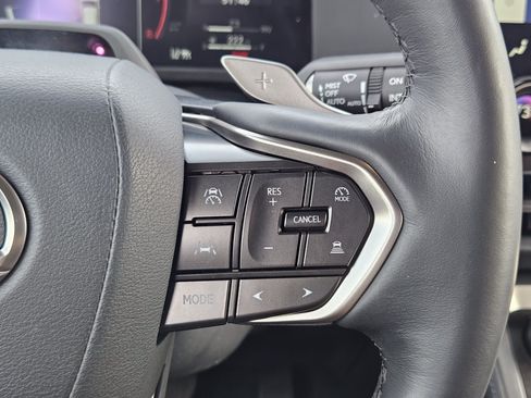 Used 2025 Lexus GX 550 w/ Accessory Package (2T) AWD/4WD image 30