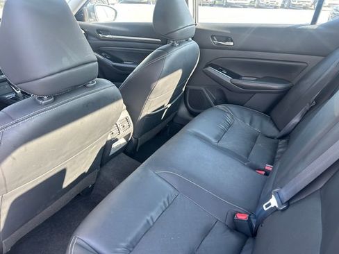 Used 2023 Nissan Altima 2.5 SL FWD image 32