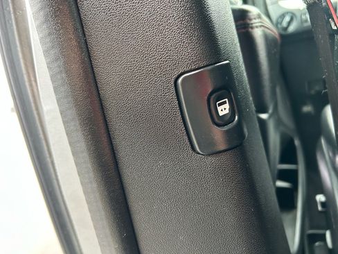 Used 2019 Dodge Grand Caravan GT image 14