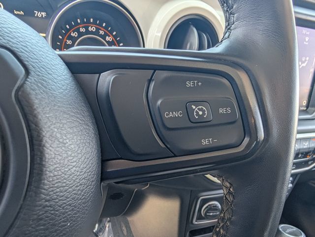 Used 2022 Jeep Gladiator Sport AWD/4WD image 12