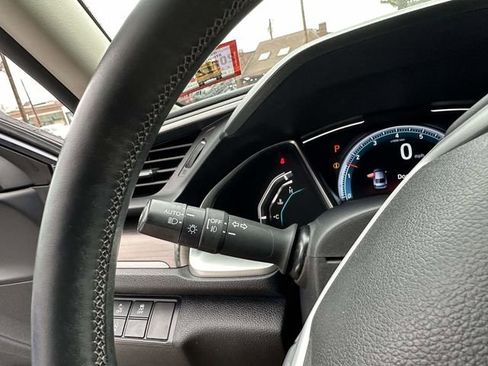 Certified 2019 Honda Civic EX image 27